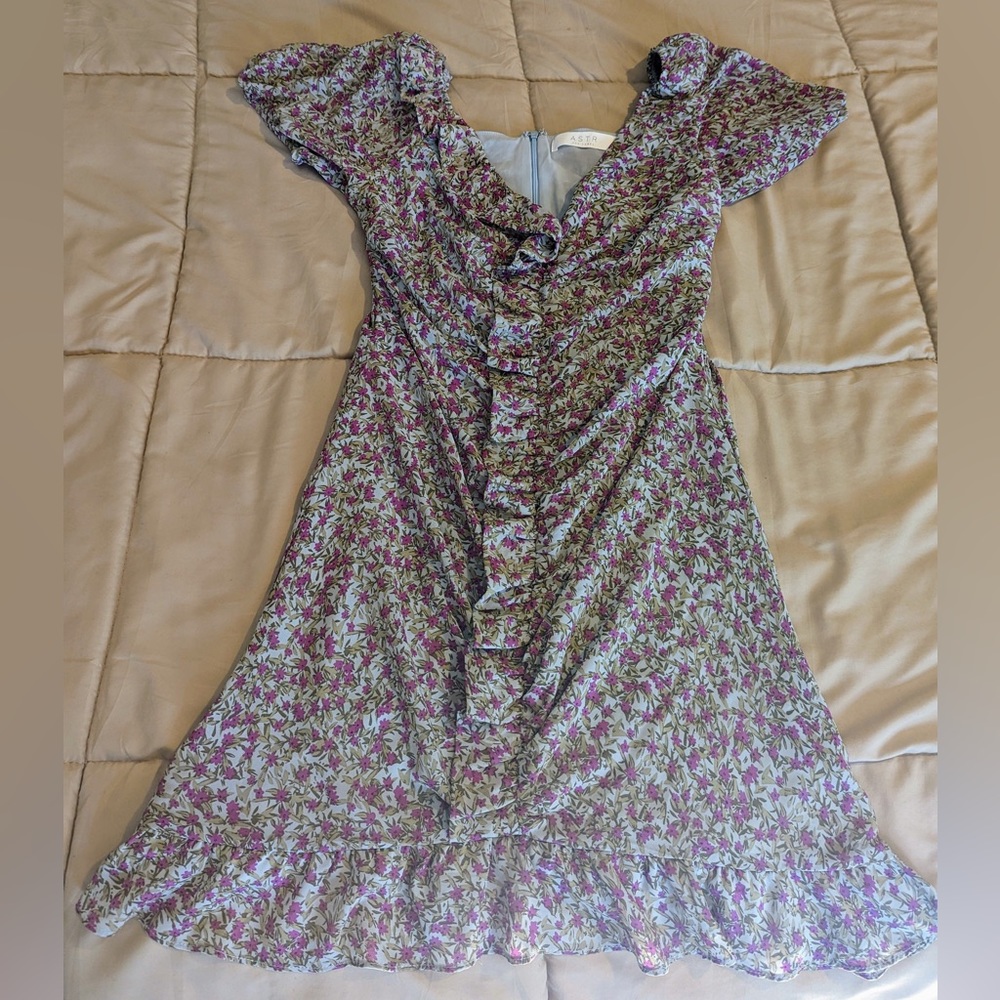 ASTR the label floral mini dress